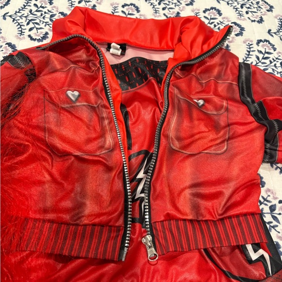 Disney Descendants Rise of Red Costume - Includes Wig ❤️ - Picture 2 of 9